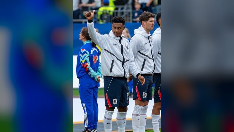 ollie watkins 3